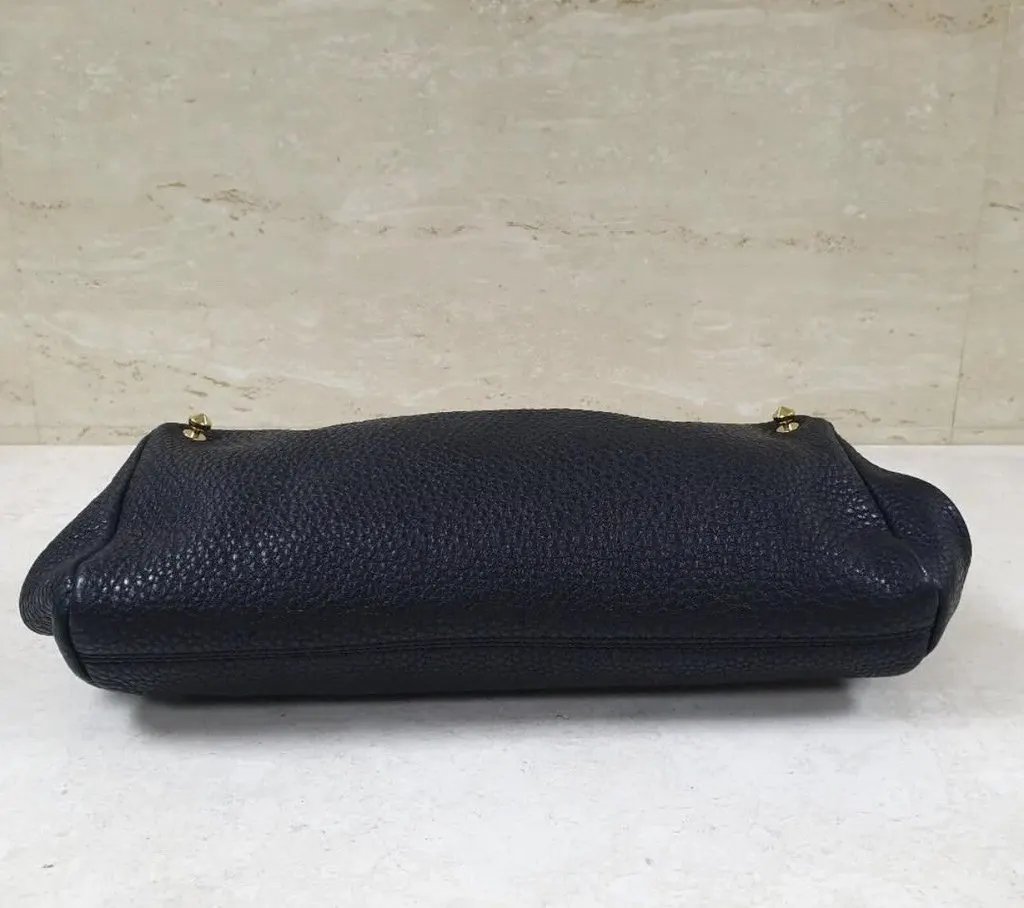 Fendi Black Leather Walnut Wood Handle Clutch Bag Pre-Owned Black Leather Good - Model View