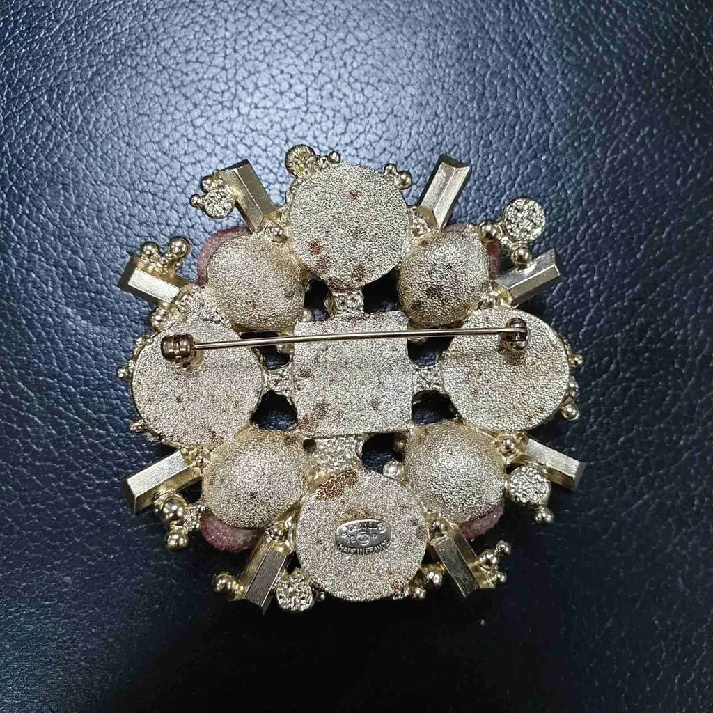 Chanel 12P Artificial pearl Brooch Pre-Owned Orange Good - Back View