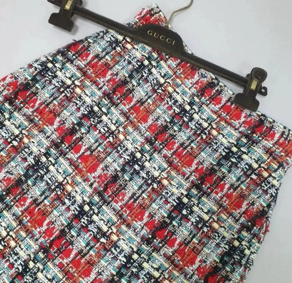 Gucci Light Tweed Mini SkirtSz.42 Pre-Owned White Tweed Good - Model View