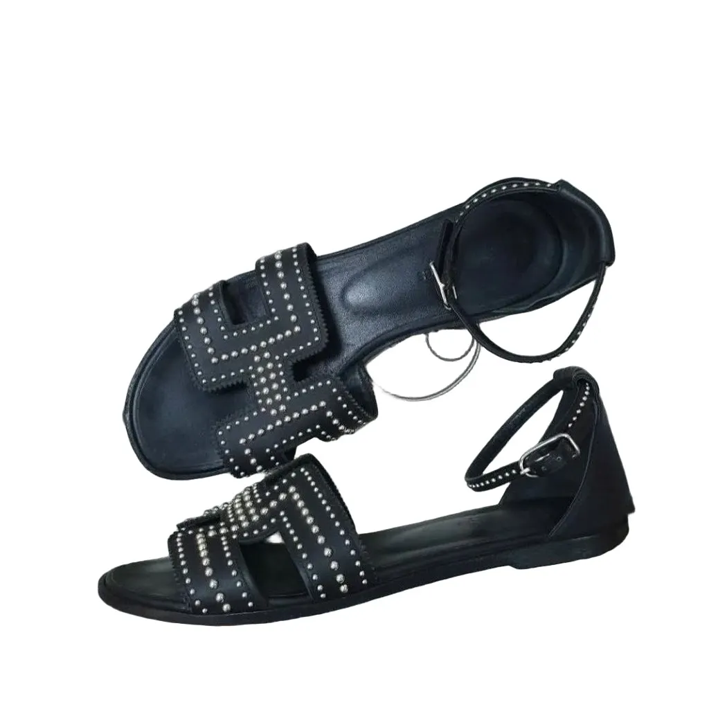 Hermès Black Leather Santorini Ankle Wrap Sandals Size 37 pre-owned Black Leather Good - Front View