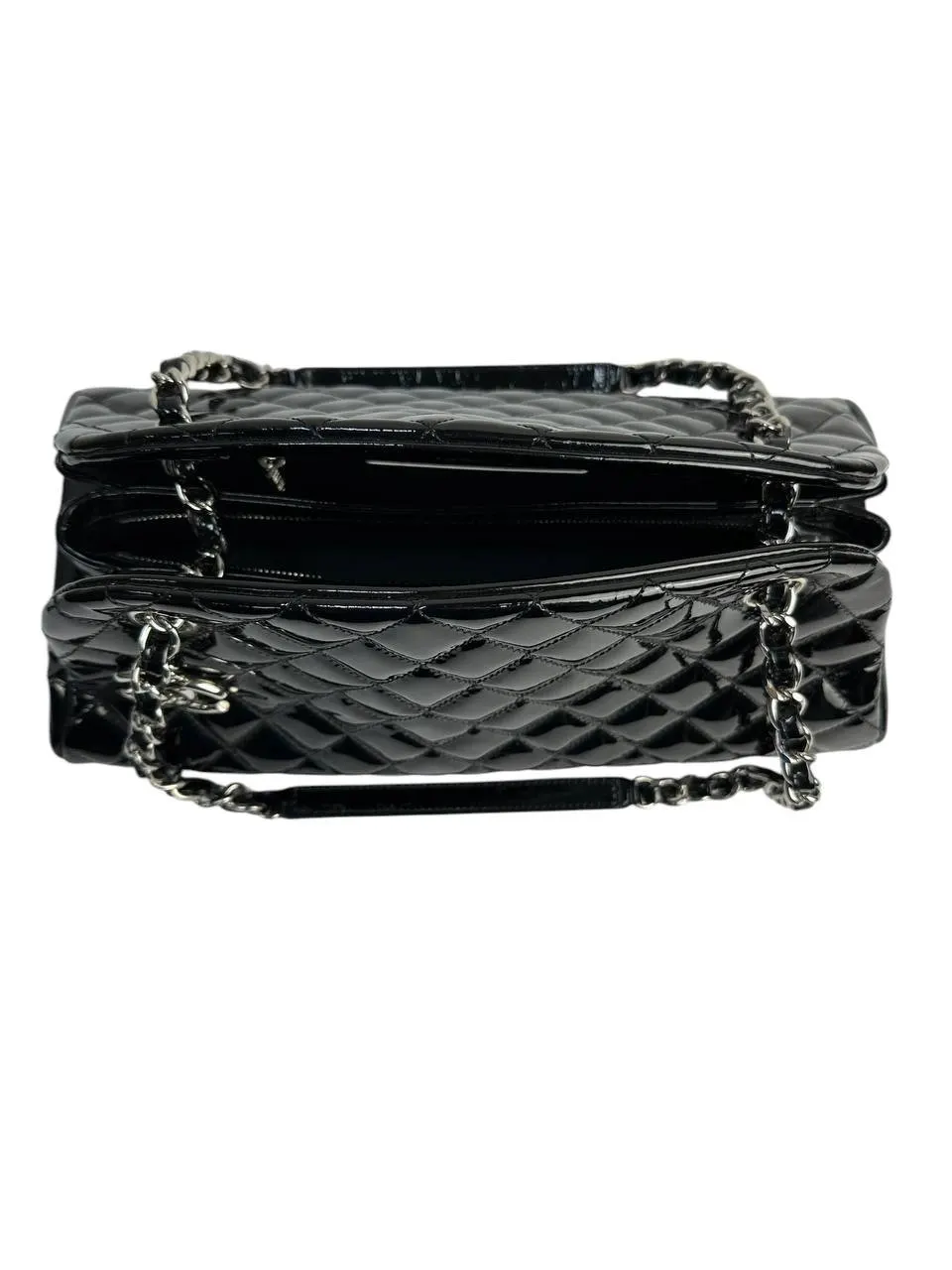 Chanel Patent leather bag with geometric focus Silver Leather Good - Box View