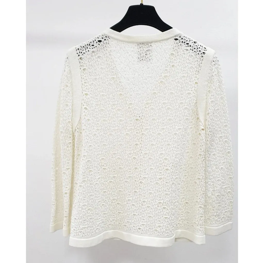 Chanel White Crochet Cotton Cardigan Button-Up Sz. 44 Pre-owned White Cotton Good - Model View