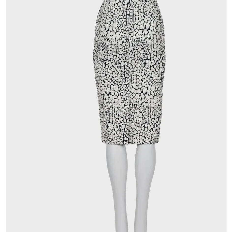Dior Christian Dior Floral Pencil Skirt - Size XS (EU 32) Pre-owned Black Good - Back View