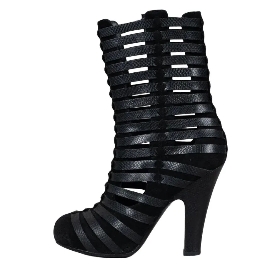 Bottega Veneta Black Suede Ankle Boots - Size 37 Pe-owned Black Suede Good - Front View