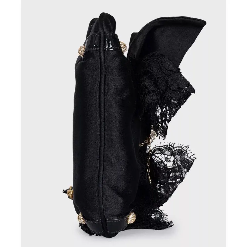 Dolce & Gabbana Black Textile Crystal Clutch Pre-owned Black Good - Model View