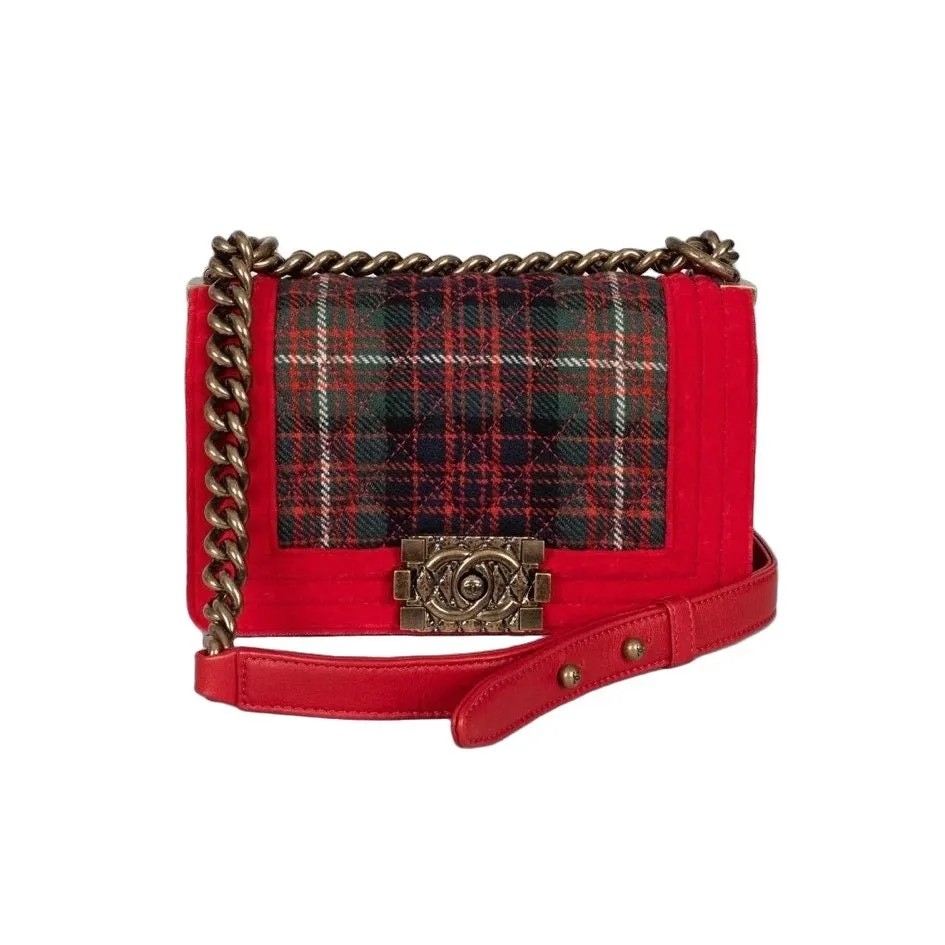 Chanel Paris-Edinburgh Small Tartan Boy Bag Pre-owned MultiColor Leather Good - Front View