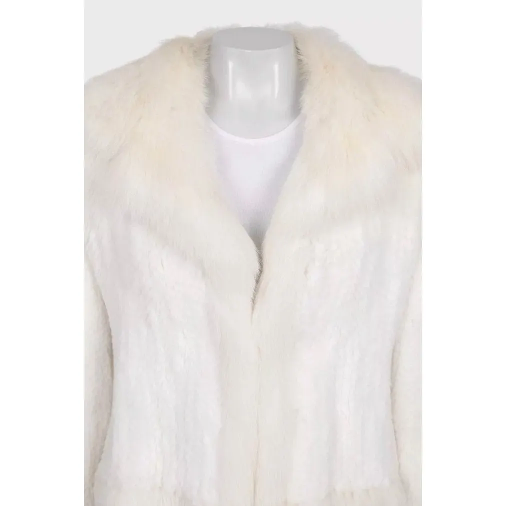 Valentino Roma Luxurious White Faux Fur Coat - Size XL Pre-owned White Good - Model View