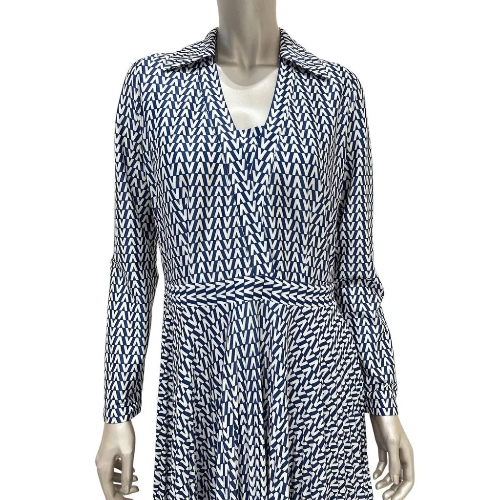 Valentino Blue V-Print Maxi Dress Sz.M Pre-owned Blue Good - Inside View