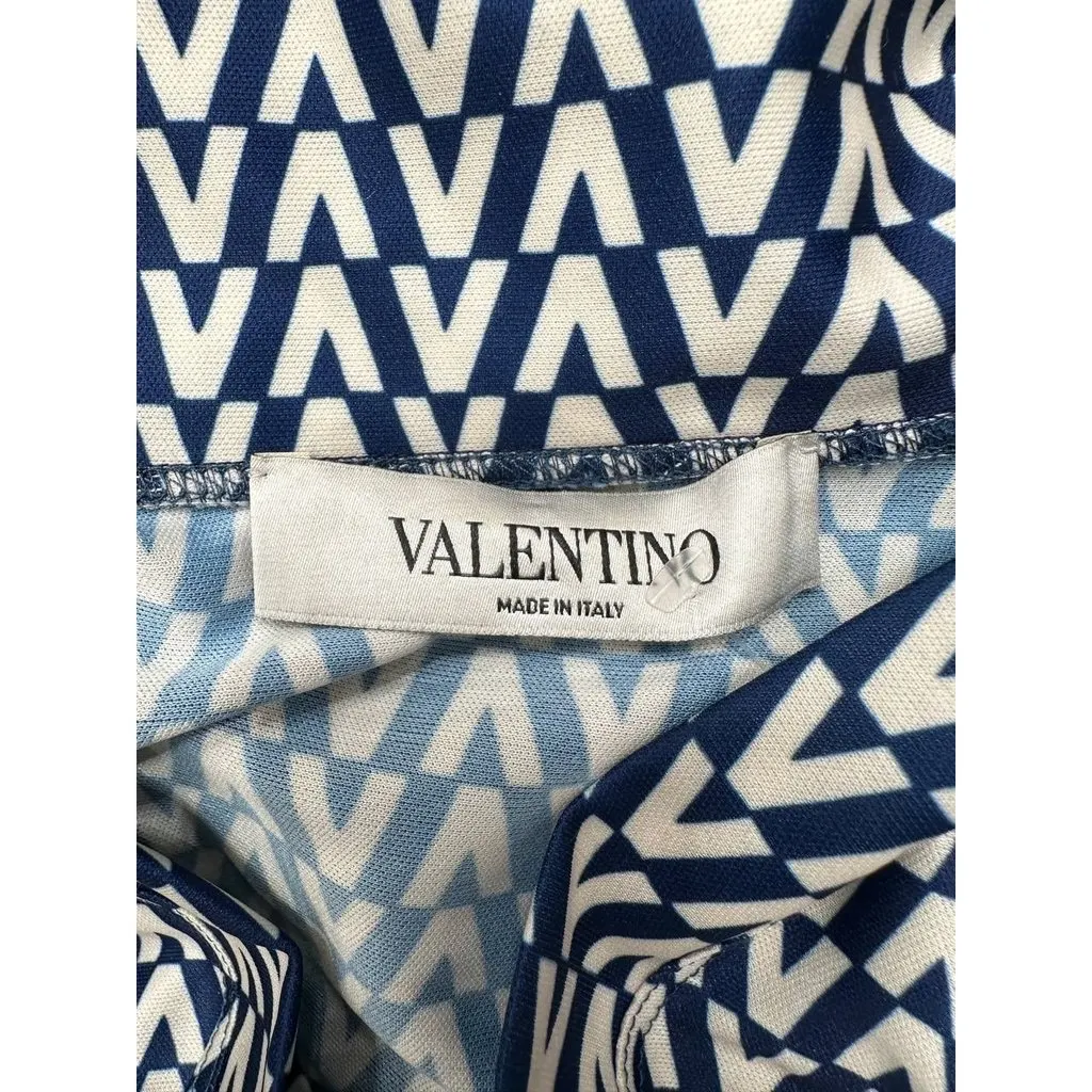 Valentino Blue V-Print Maxi Dress Sz.M Pre-owned Blue Good - Model View