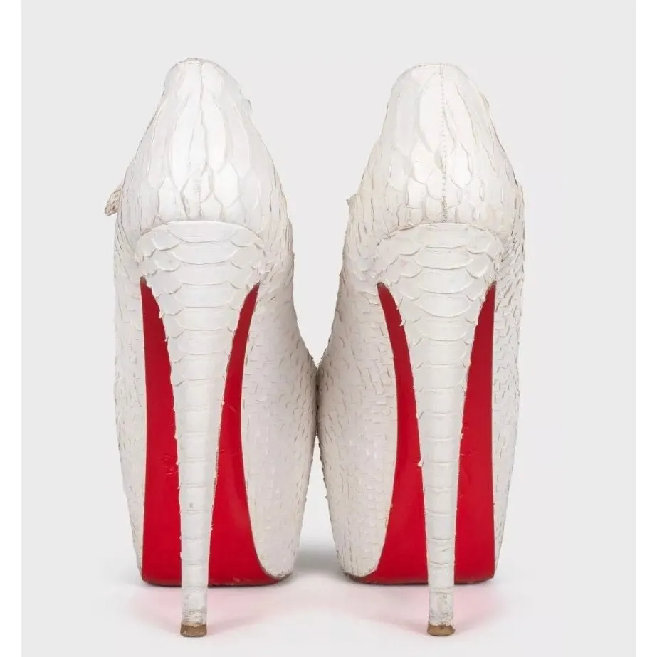 Christian Louboutin White Snakeskin print lambskin Peep Toe Pumps Sz.37.5 pre-owned White Leather Good - Model View