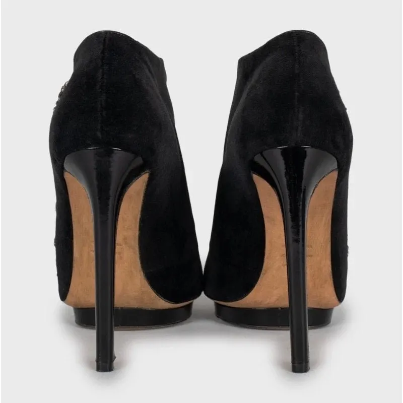 Alexander McQueen Black Suede Crystal Embellished Pumps sz.39 pre-owned Black Suede Good - Model View