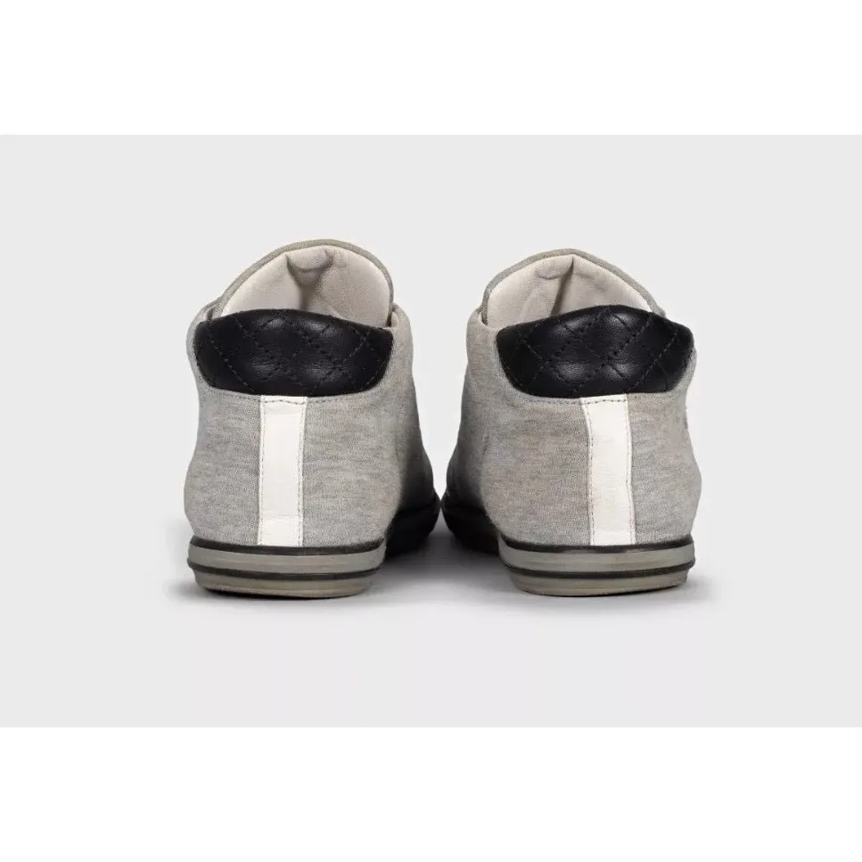 Chanel Grey Textile Leather Toe Sneakers EU 37 Pre-owned Grey Leather Good - Model View