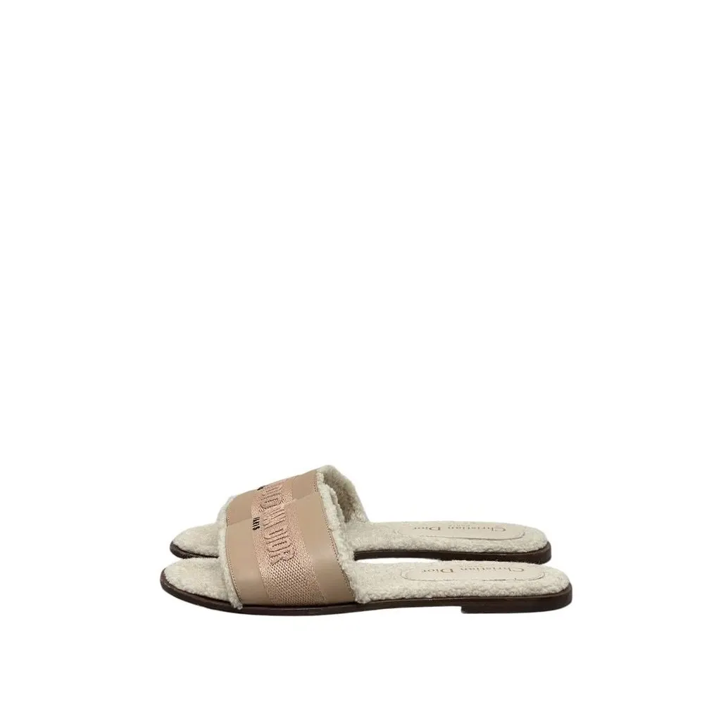 Dior Christian Dior Dway Beige Suede Shearling Flat Sandals 37 pre-owned Beige Suede Good - Back View