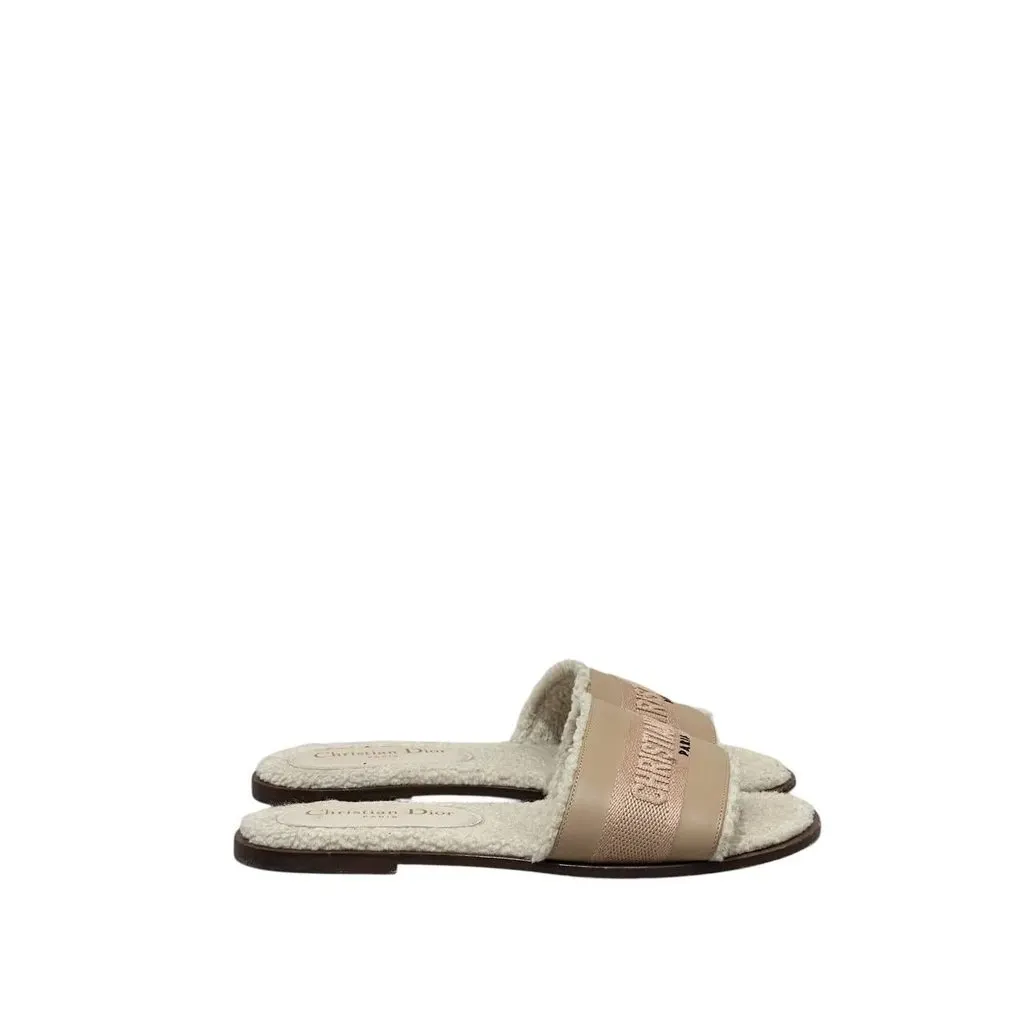 Dior Christian Dior Dway Beige Suede Shearling Flat Sandals 37 pre-owned Beige Suede Good - Inside View