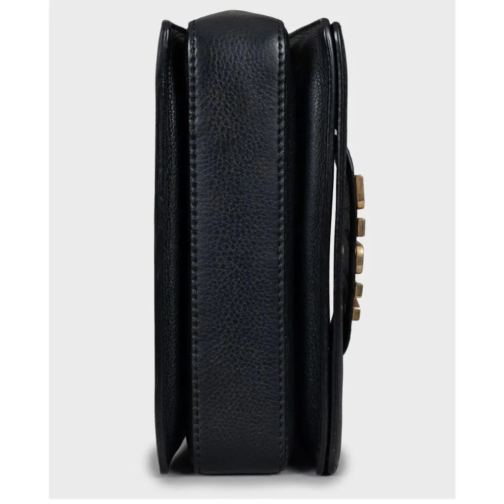 Dior Christian Dior Dio(r)evolution Calfskin Shoulder Bag Pre-owned Black Leather Good - Model View