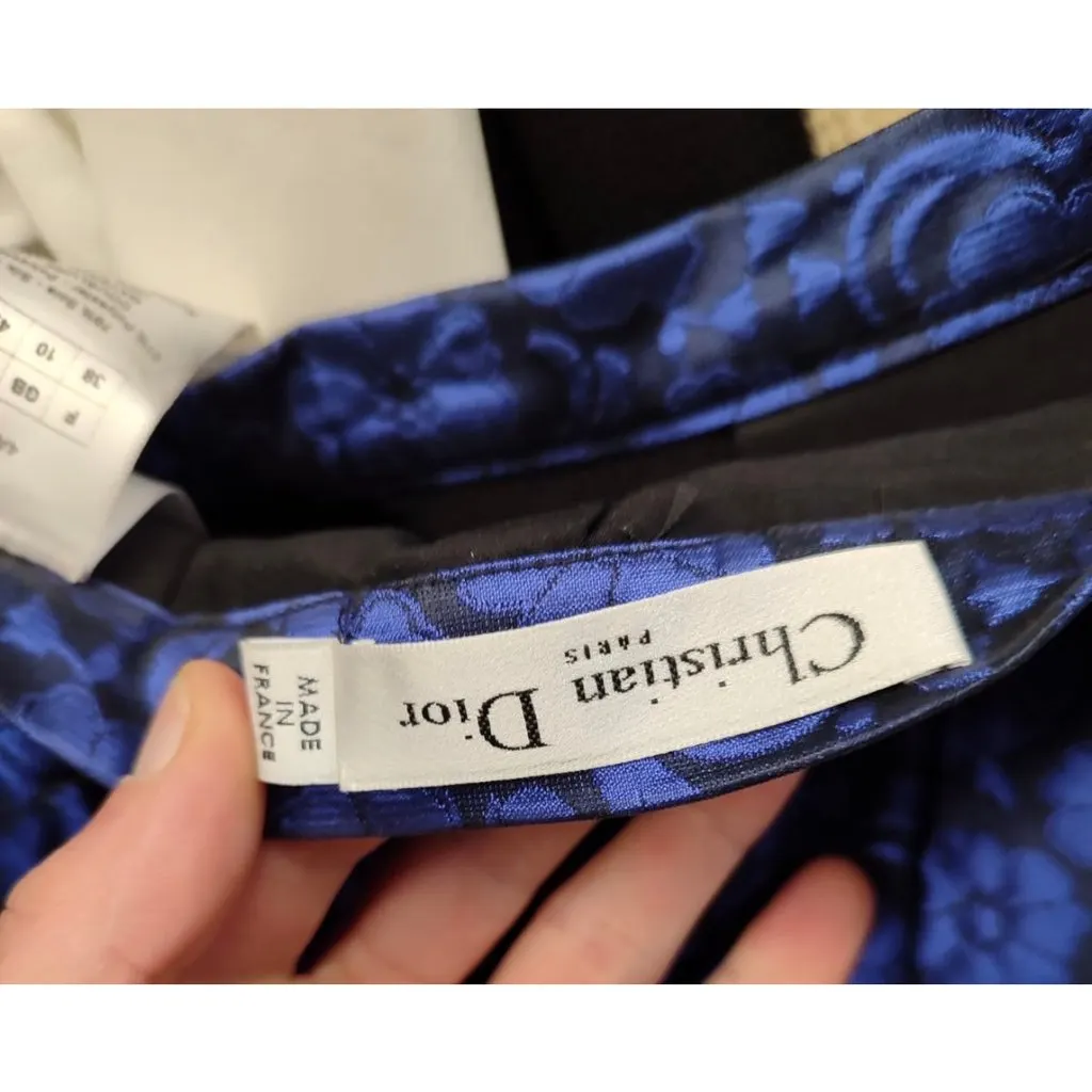 Dior Christian Dior Blue Floral Silk Skirt - Sz M (EU 42) pre-owned Blue Silk Never worn - Box View