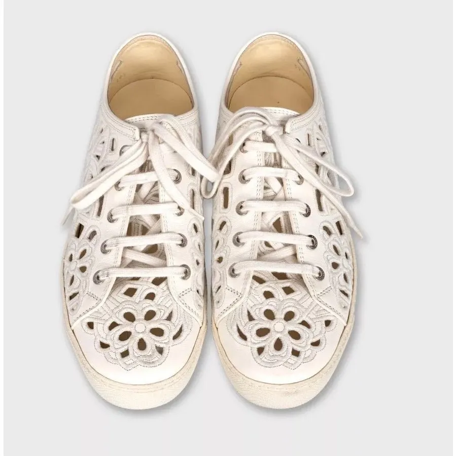 Chanel White Embroidered Leather Sneakers - Size 39.5 Pre-owned White Leather Good - Back View