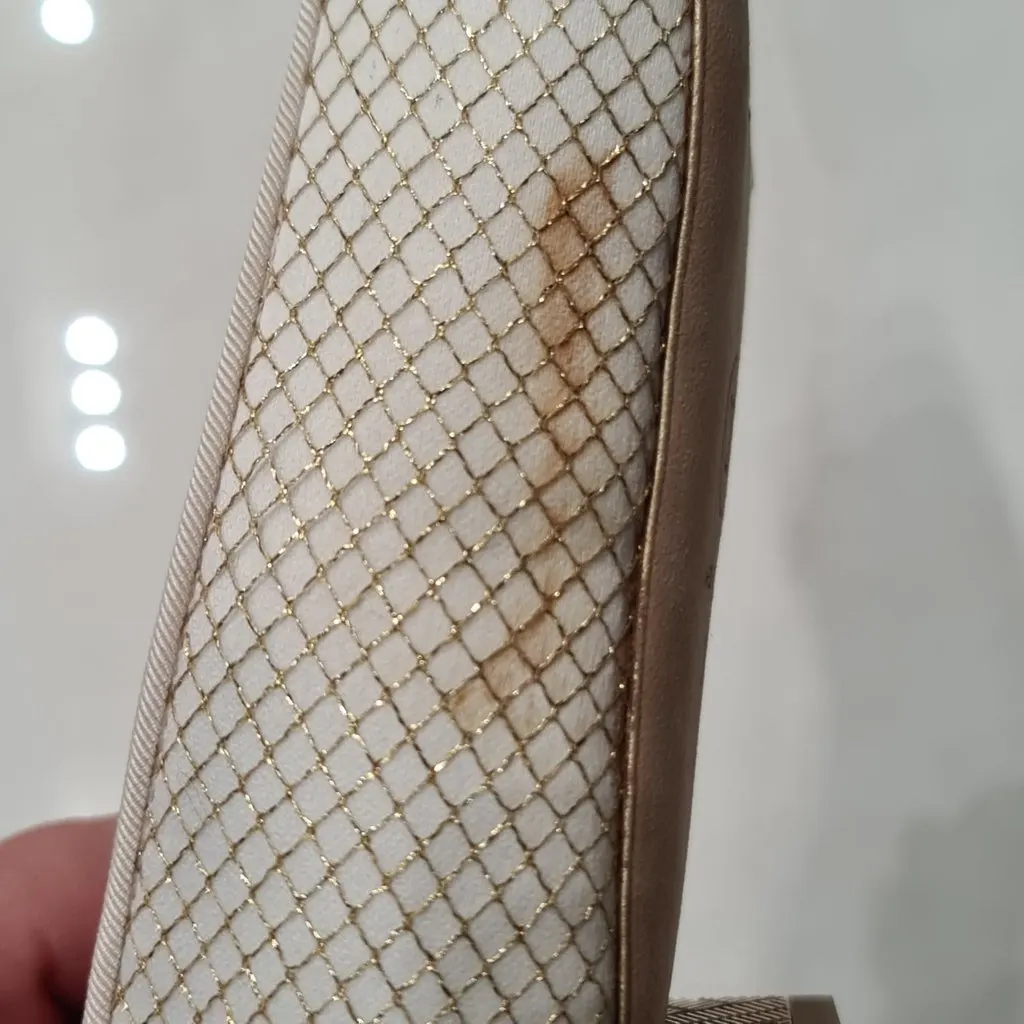 Chanel Metallic Gold Ballet Flats - Size 38 pre-owned Gold Good - Box View
