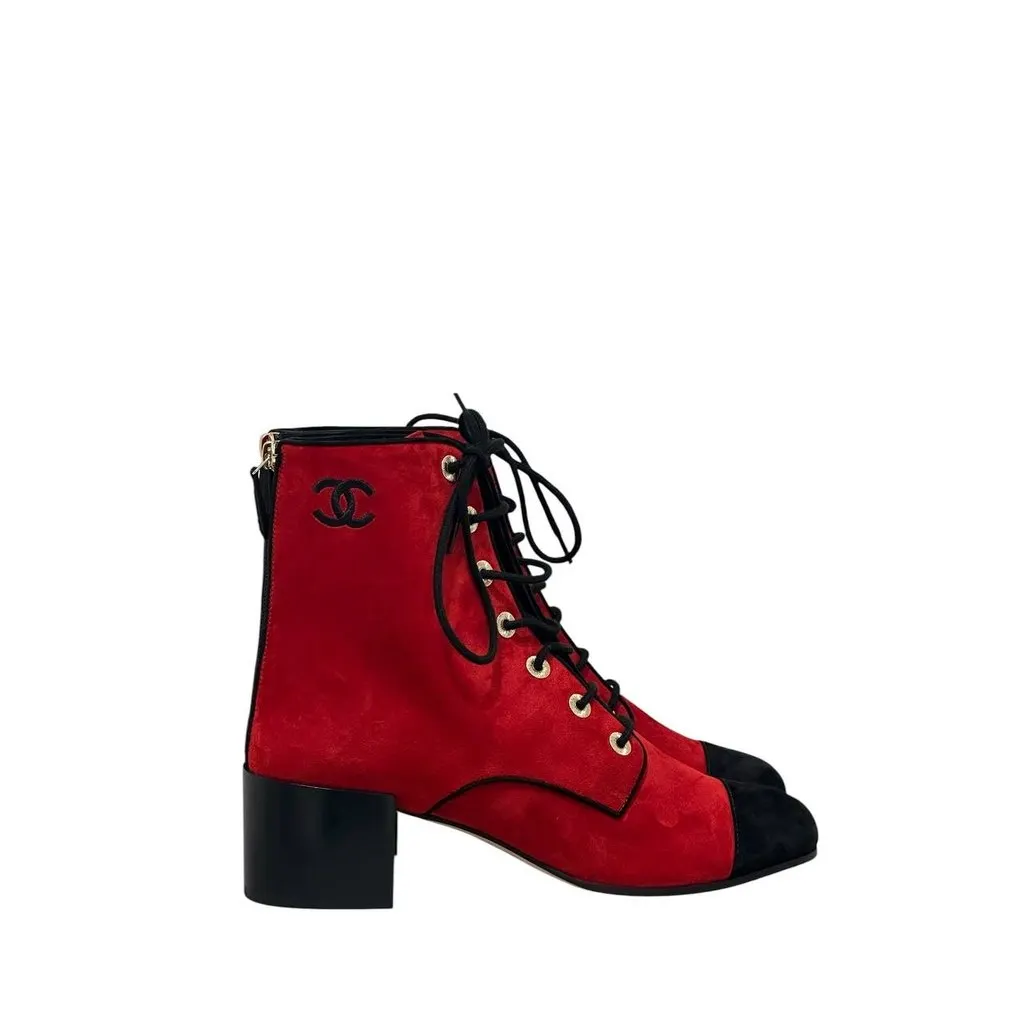 Chanel NWOB Chanel Red Suede 19K Block Heel Lace-Up Boots Sz.41 Pre-owned Red Suede Never worn - Inside View