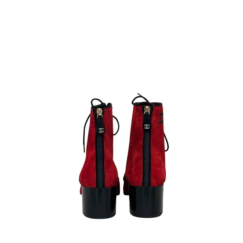 Chanel NWOB Chanel Red Suede 19K Block Heel Lace-Up Boots Sz.41 Pre-owned Red Suede Never worn - Box View
