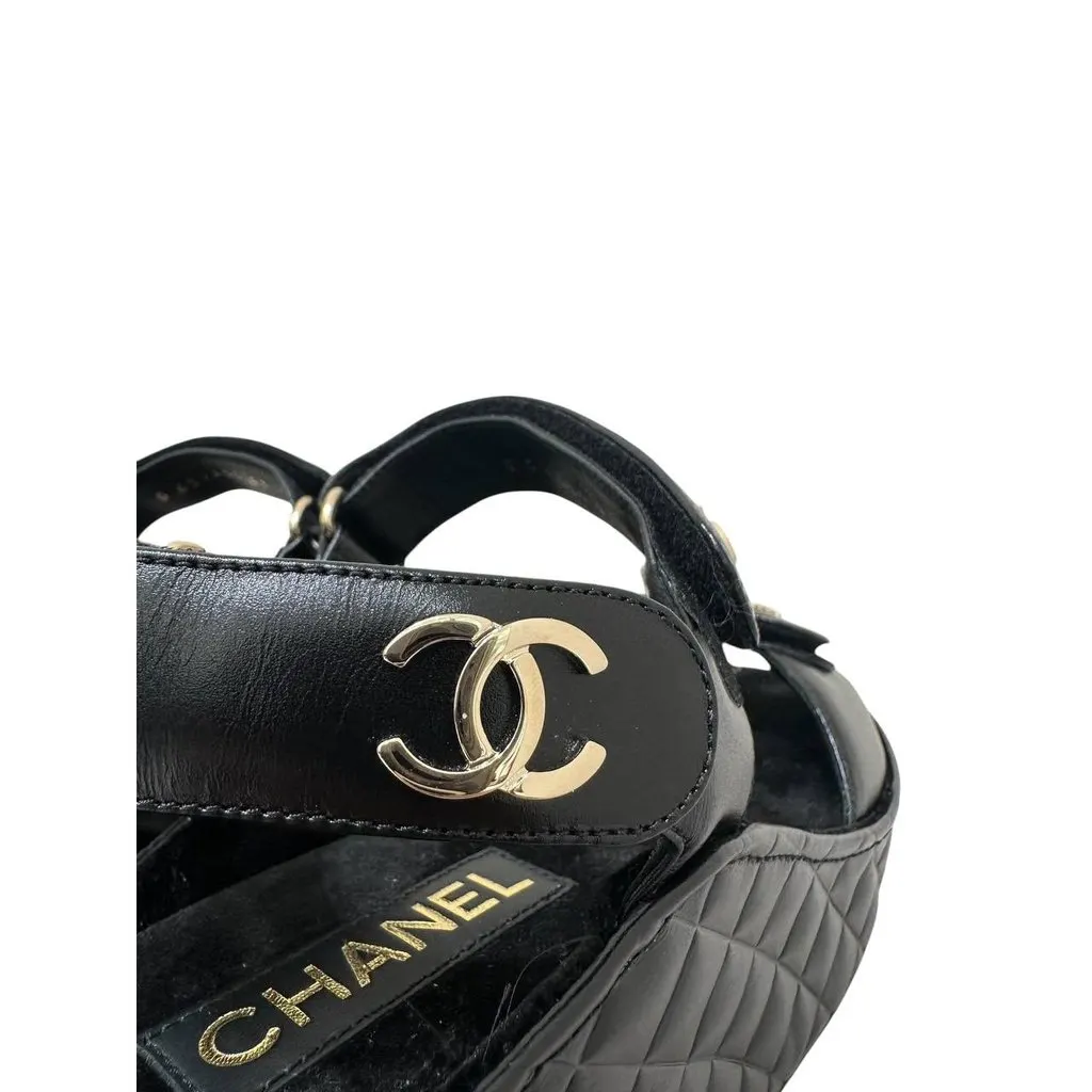 Chanel NWOB Chanel 2021 Calfskin Slingback Sandals - Size 41 pre-owned Black Leather Never worn - Box View