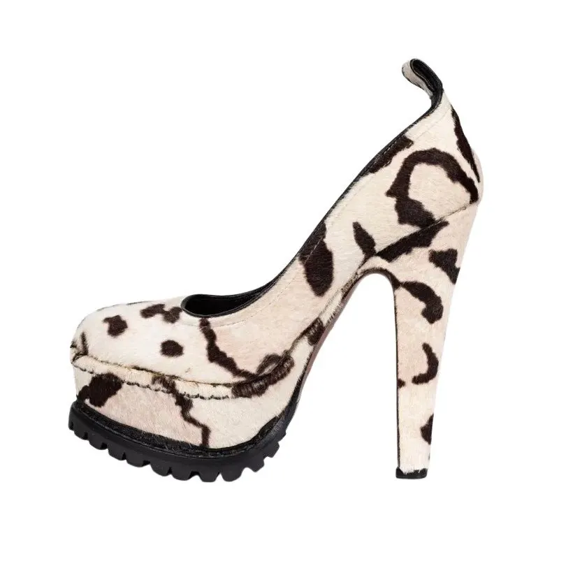 Alaïa White Pony Hair Animal Print Platform Pumps sz.37 Pre-owned White Leather Good - Front View