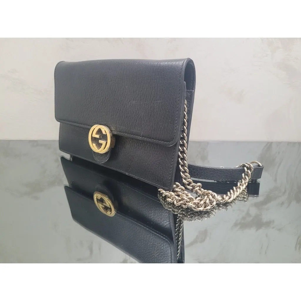 Gucci Interlocking G Black Leather Wallet on Chain Pre-owned Black Leather Good - Back View