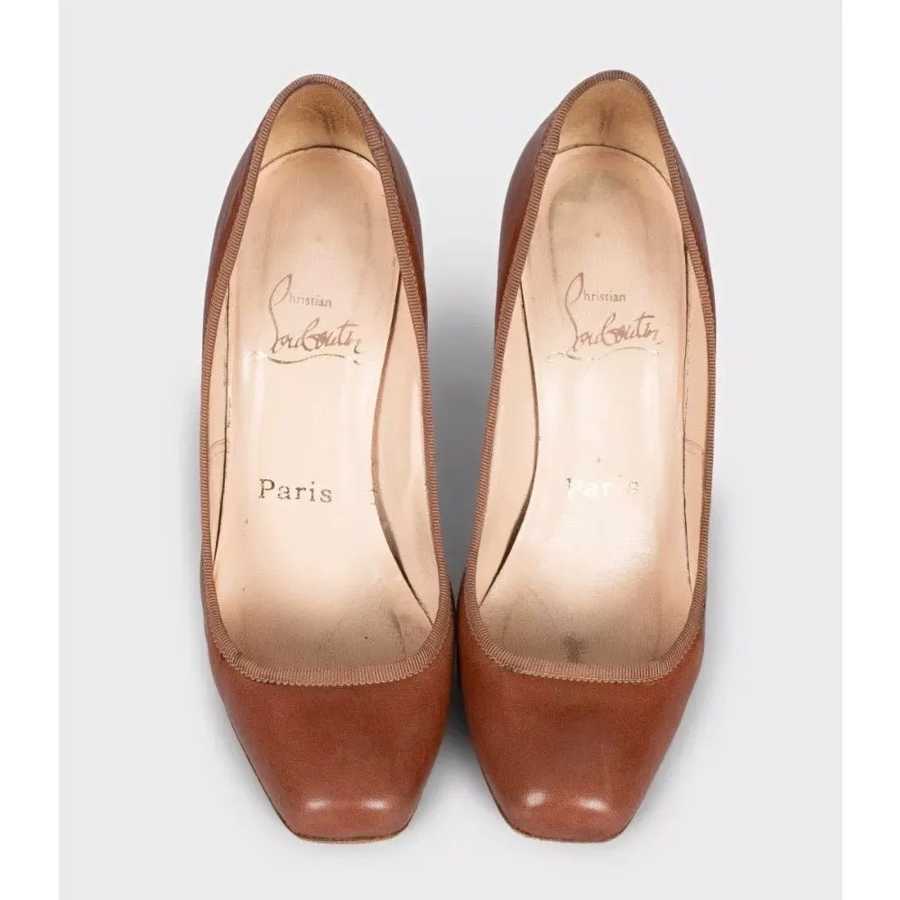 Christian Louboutin Brown Leather Pumps 35.5 pre-owned Brown Leather Good - Back View