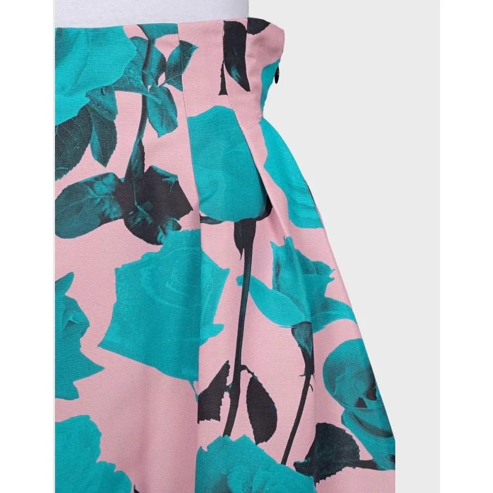 Dior NWOT Christian Dior Silk Floral Print Skirt FR38 M Pre-owned Silver Silk Never worn - Model View