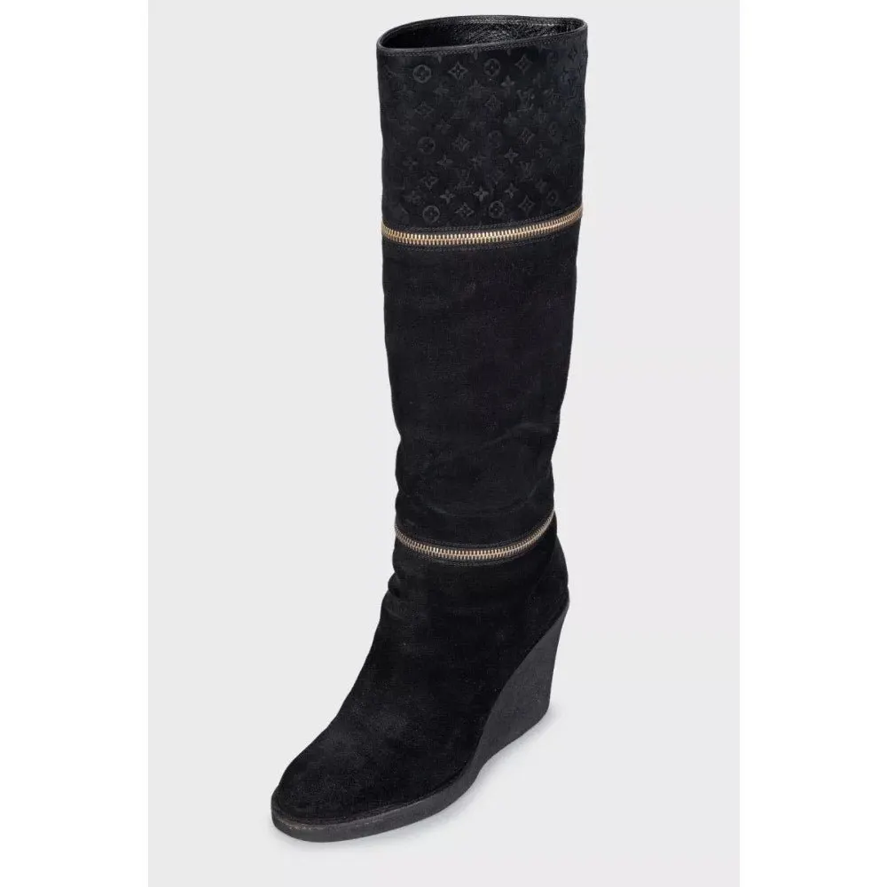 Louis Vuitton Black Suede Wedge Ankle Boots - Size 38.5 Pre-owned Black Suede Good - Inside View