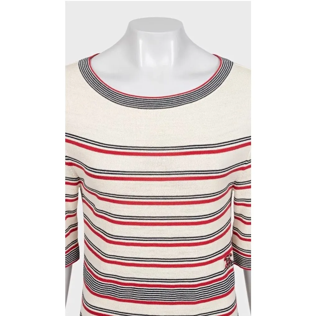 Chanel Beige Striped Print Dress - Size FR36/S pre-owned Beige Wool Good - Model View