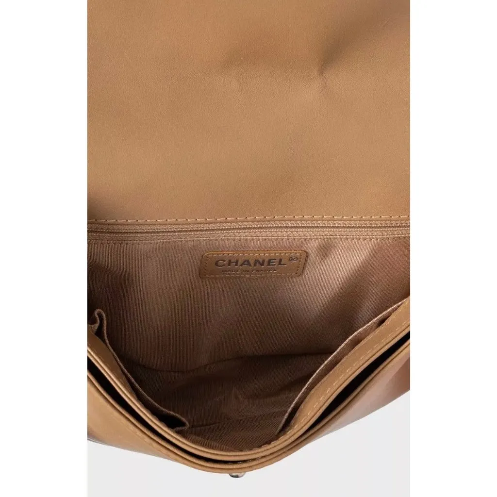 Chanel Boy Crossbody Bag Pre-Fall 2014 Collection pre-owned Brown Leather Good - Box View