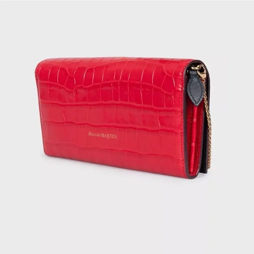 Alexander McQueen Red Embossed Leather Chain Clutch Pre-owned Red Leather Good - Back View