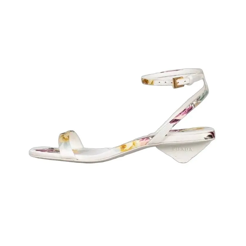 Prada Prada White Floral Print Textile Sandals sz.36 pre-owned White Good - Front View