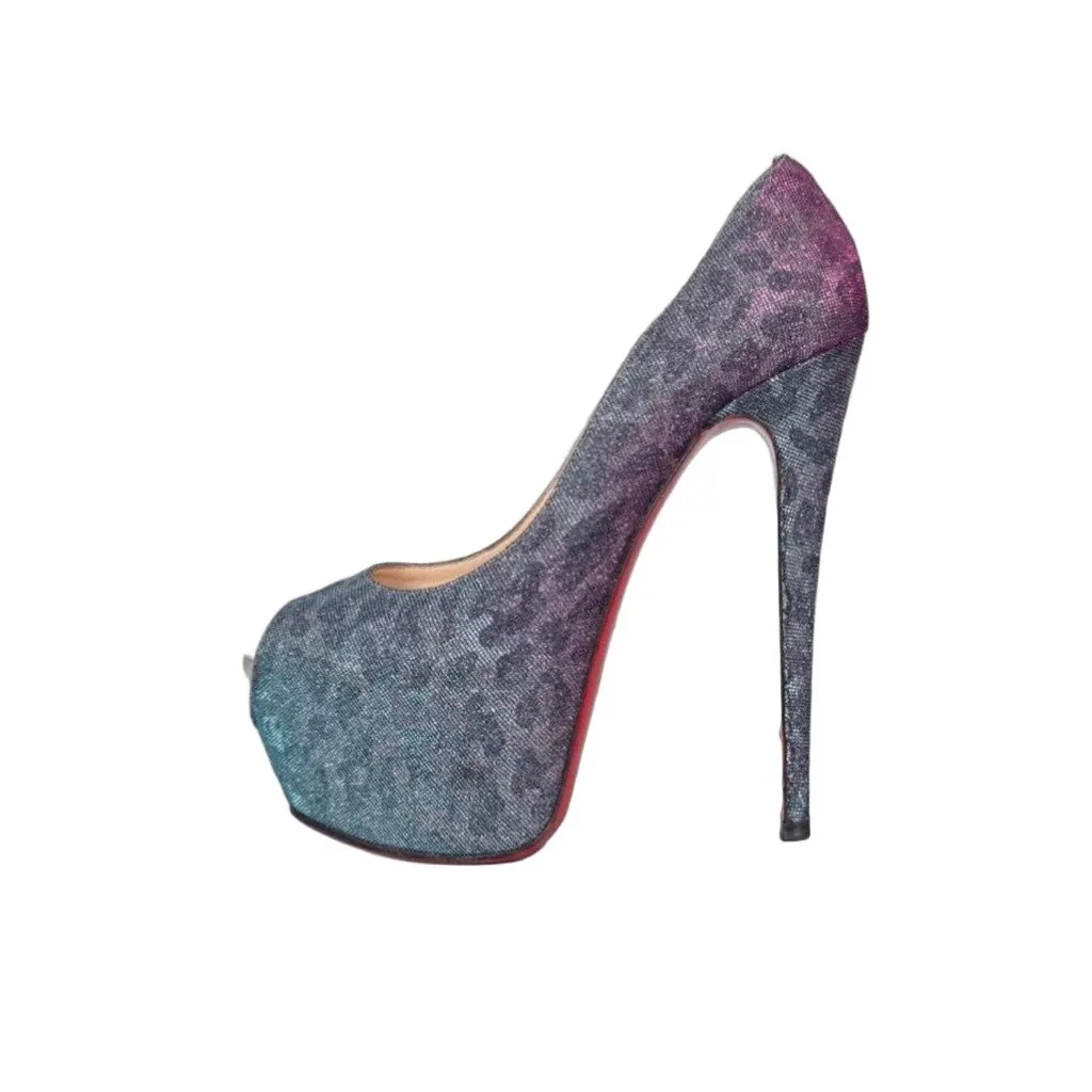 Christian Louboutin Silver Glitter Open Toe Heels - EU 40 pre-owned Silver Leather Good - Front View