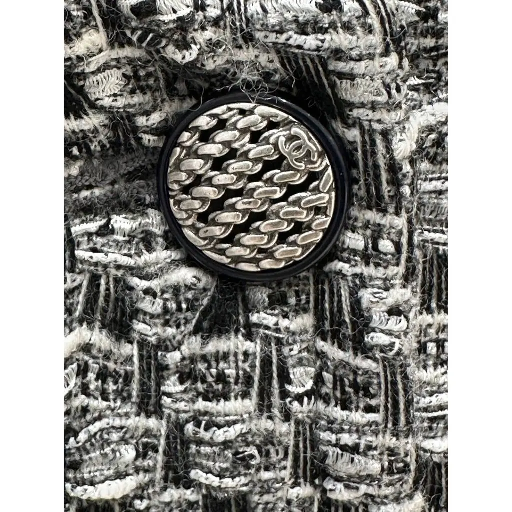 Chanel Chanel 2013 Black White Silver Lurex Tweed Jacket - Size S Pre-owned Black Tweed Good - Back View