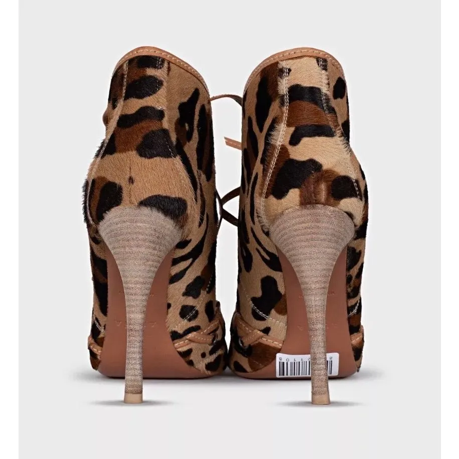 Alaïa Brown Leather Lace-Up Ankle Boots - Size 37.5 pre-owned Brown Leather Good - Model View