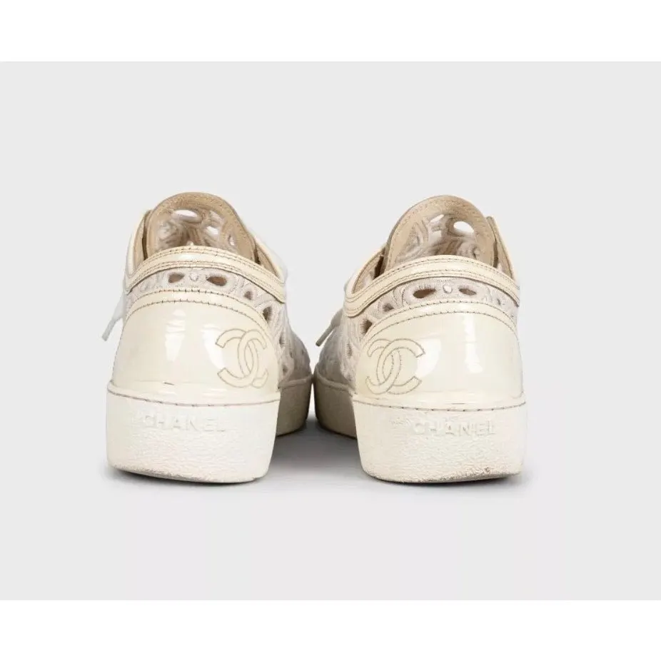 Chanel White Perforated Textile Lace-Up Sneakers EU 38 pre-owned White Lace Good - Model View