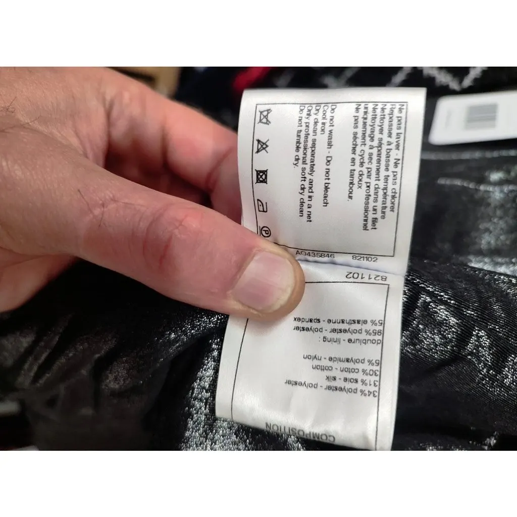Chanel NWOT Chanel Black Printed Coat  EU34/XS Pre-owned Black Never worn - Box View