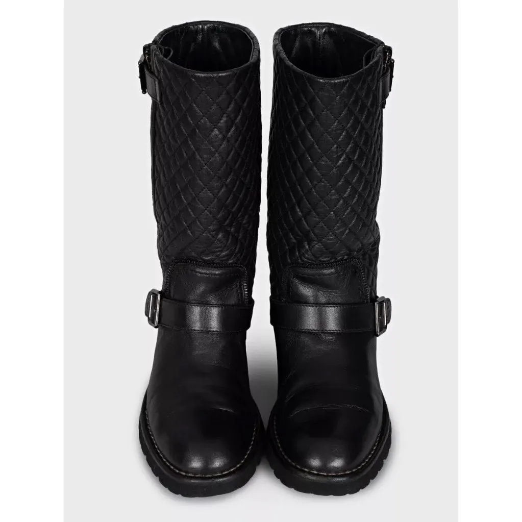 Chanel Black Quilted Leather Over-The-Knee Boots Sz.39,5 Pre-owned Black Leather Good - Back View