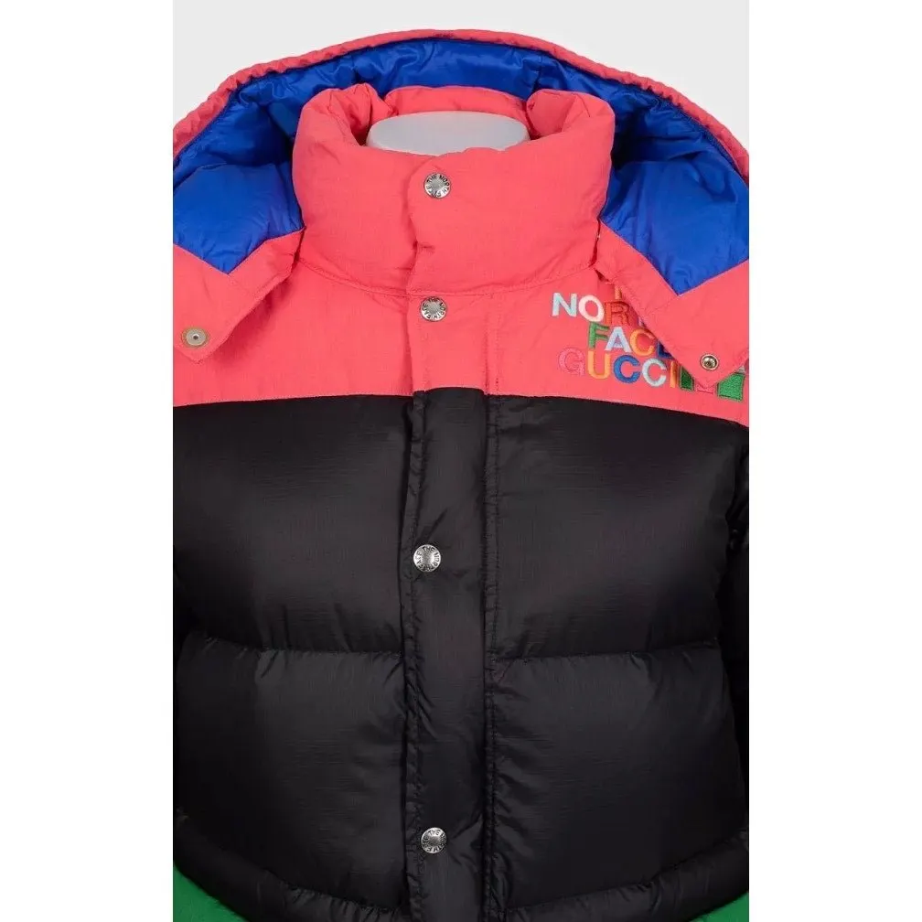 Gucci Gucci x The North Face Black Down Jacket - Size S Pre-owned Black Never worn - Model View