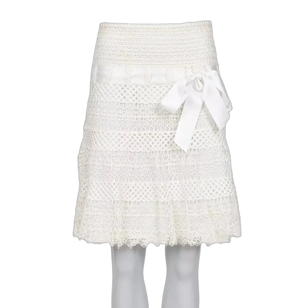 valentino NWOT Valentino White Lace Skirt Sz.S pre-owned White Lace Never worn - Front View