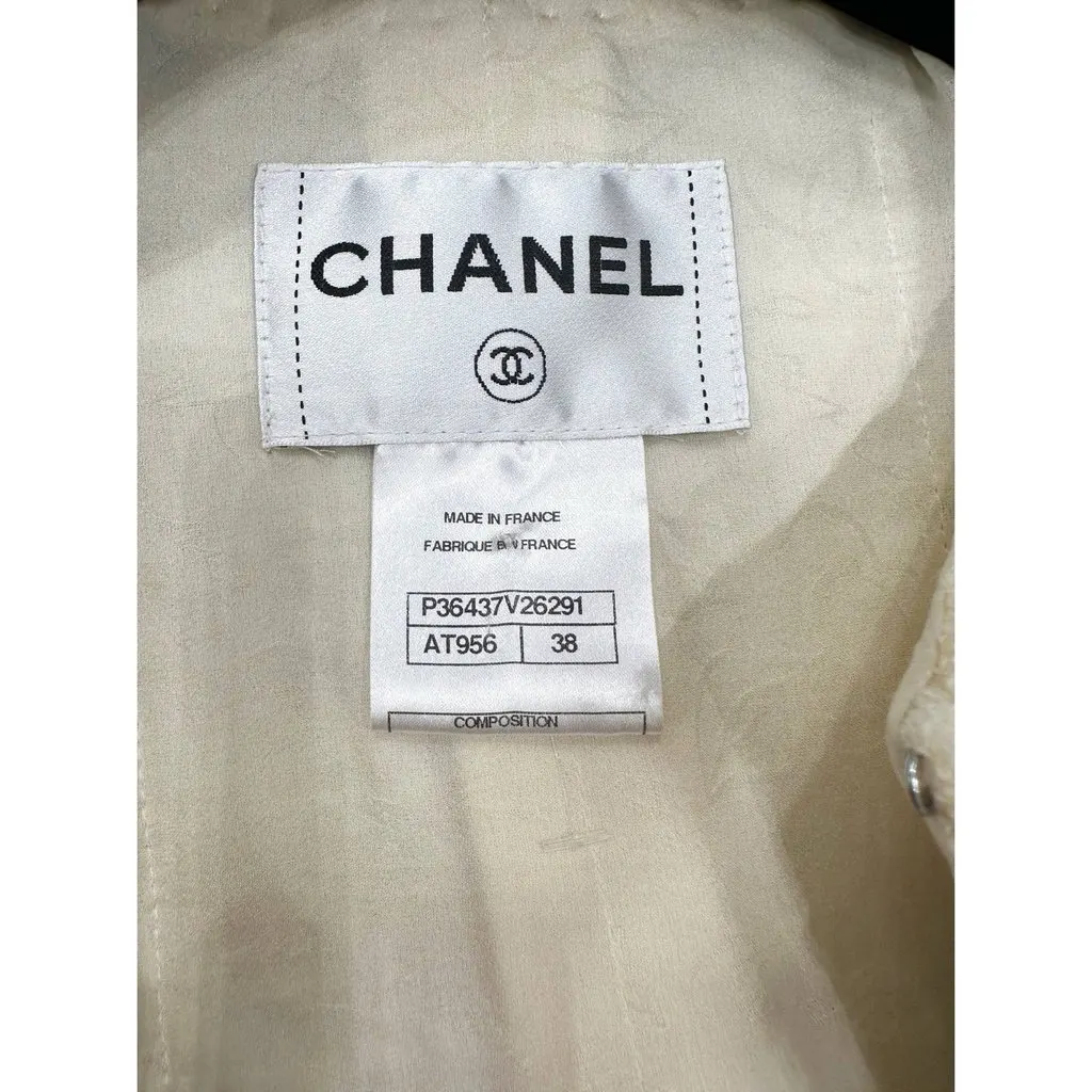Chanel Camellia Cream Tweed Jacket Sz.38 pre-owned Camel Tweed Good - Box View