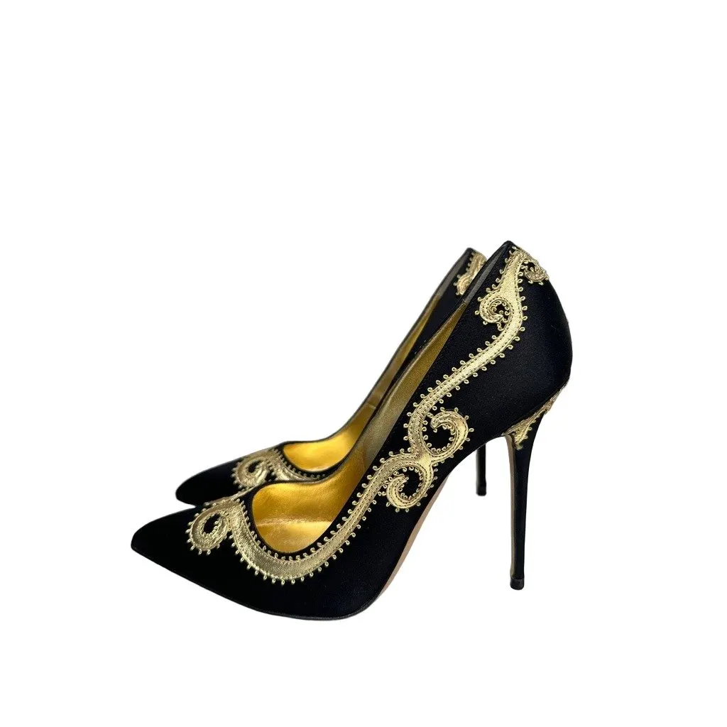 Manolo Blahnik Black & Gold Paisley Satin Pumps - Size 39 Pre-owned Black Satin Good - Front View