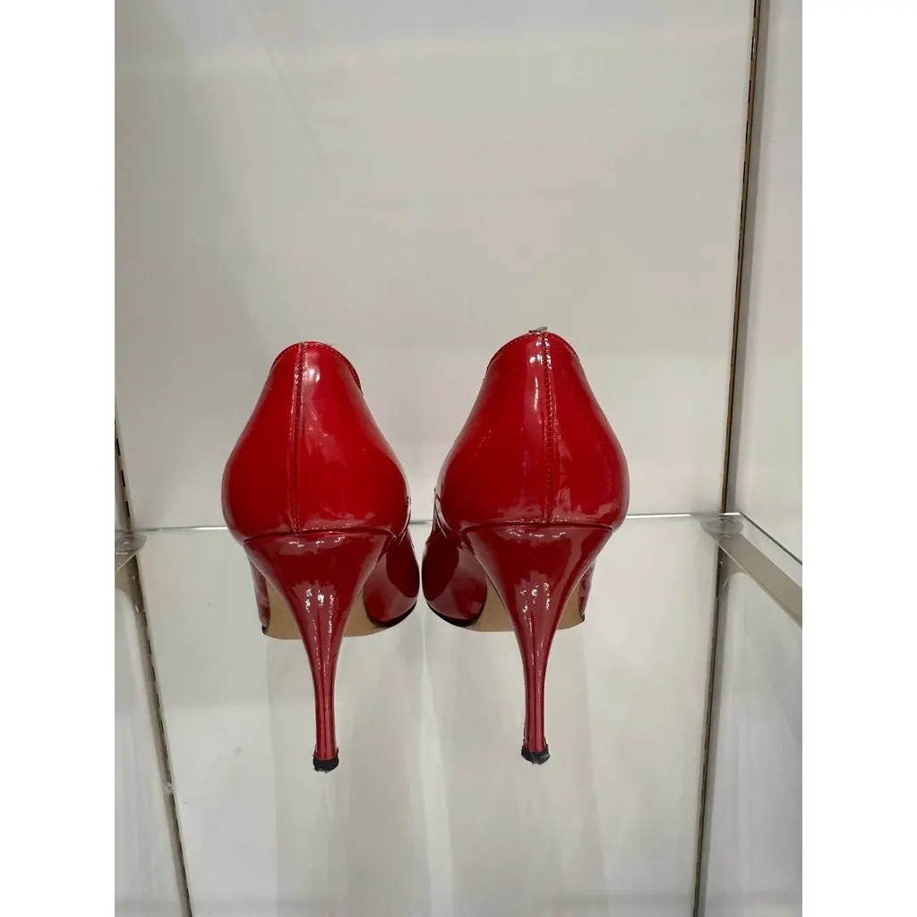 Manolo Blahnik Red Patent Leather Pointed Toe Pumps Sz. 39 Pre-owned Red Leather Good - Back View