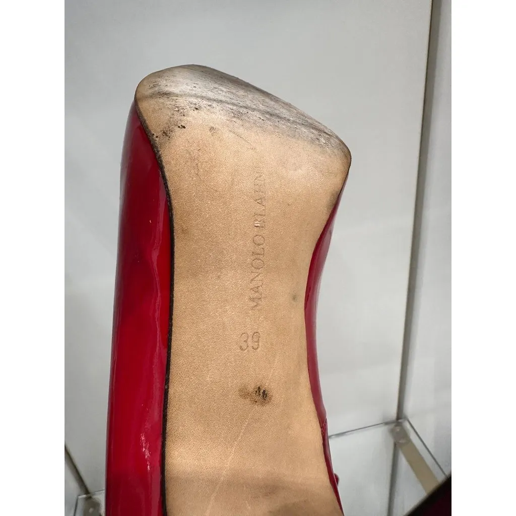Manolo Blahnik Red Patent Leather Pointed Toe Pumps Sz. 39 Pre-owned Red Leather Good - Box View