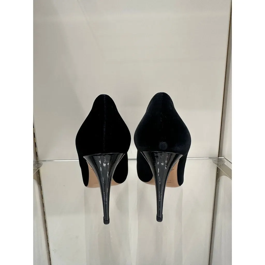 Charlotte Olympia NWOB Charlotte Olympia Black Velvet Kitty 110 Pumps - Size 39 Pre-owned Black Velvet Never worn - Inside View