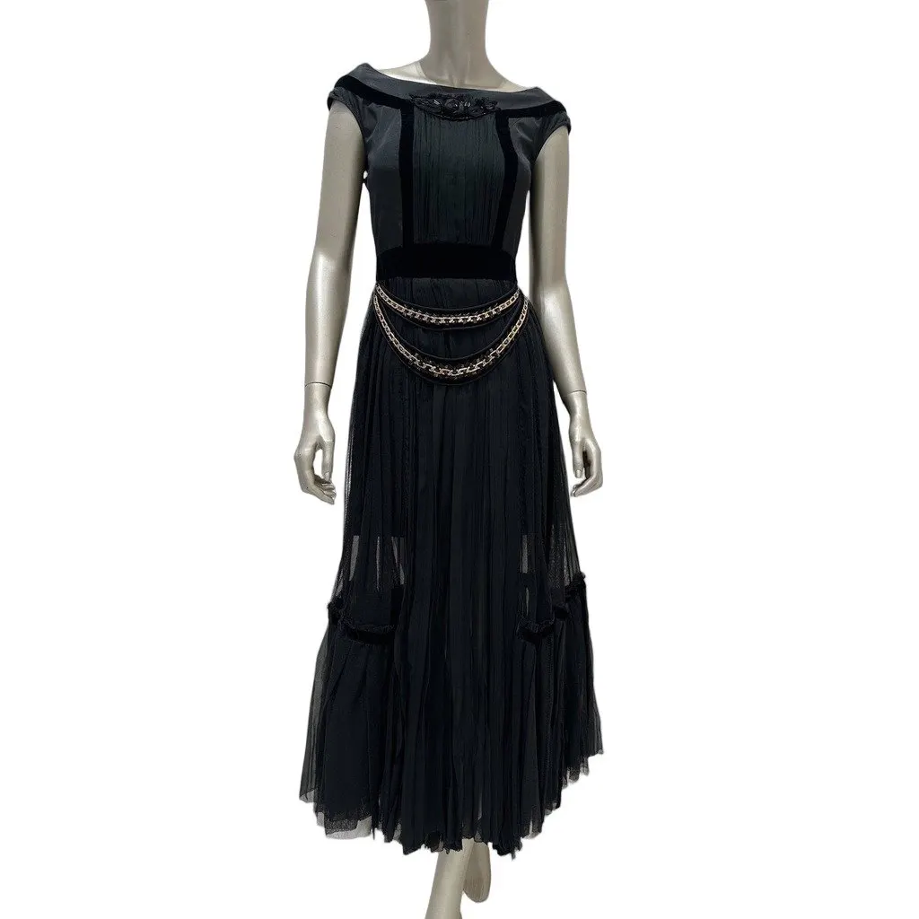 Louis Vuitton Black Silk Pleated Chain Embellished Dress Sz.36 Pre-owned Black Silk Good - Front View