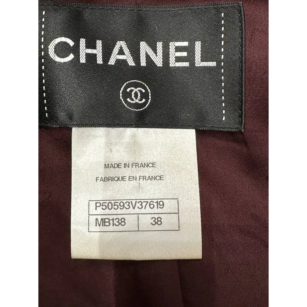 Chanel Paris-Dubai 2015 Fantasy Pink Tweed Short Jacket Coat Sz.38 Pre-owned Pink Tweed Good - Box View