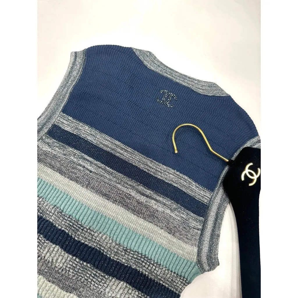 Chanel Tank Top - Versatile FR 38 Pre-owned MultiColor Good - Model View